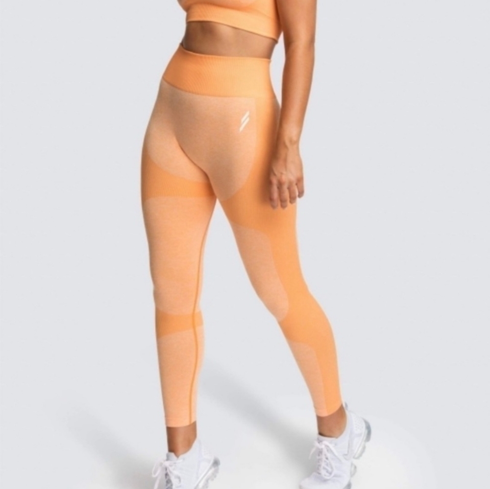 DOYOUEVEN Impact Seamless Leggings Orange Size M